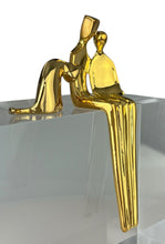 Load image into Gallery viewer, Combo Set: Close to Me Sculpture with Grooming Cat