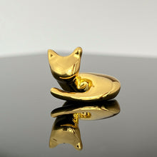 Load image into Gallery viewer, Gold Curled up cat
