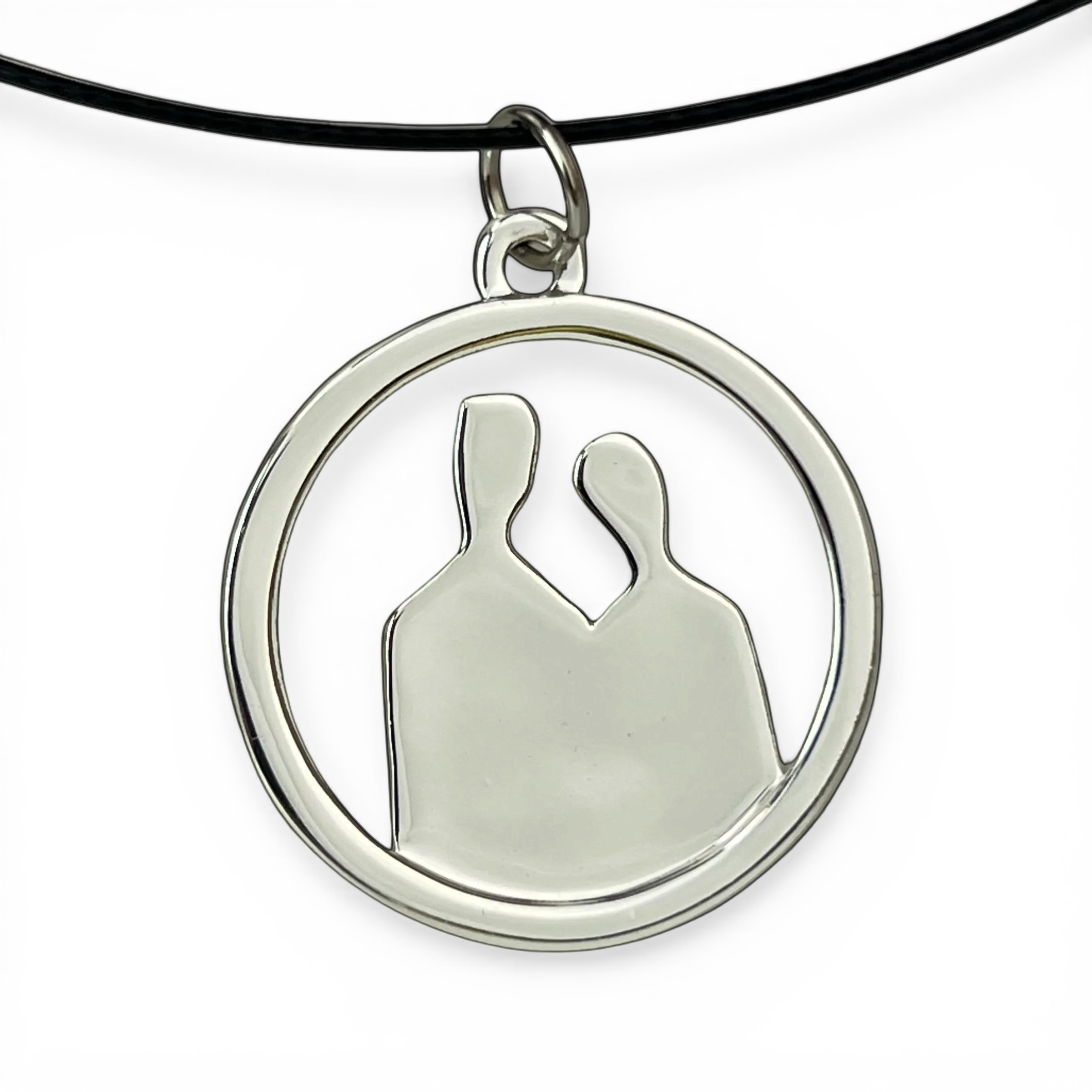 YCD Silhouette couple pendants