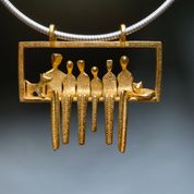 Family of six sitting with their cat and dog Pendant in gold